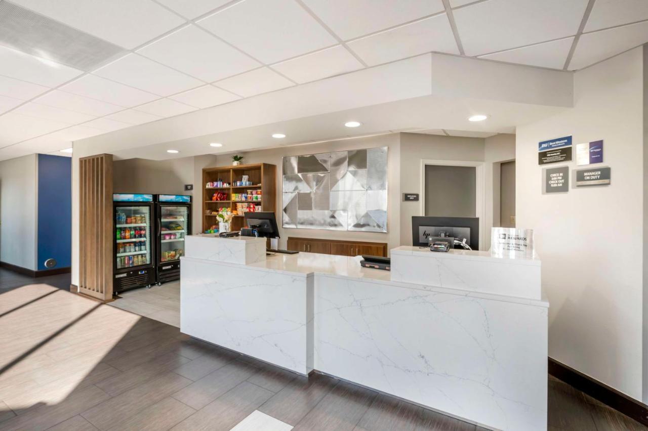 Best Western Plus Harrisonburg Buitenkant foto